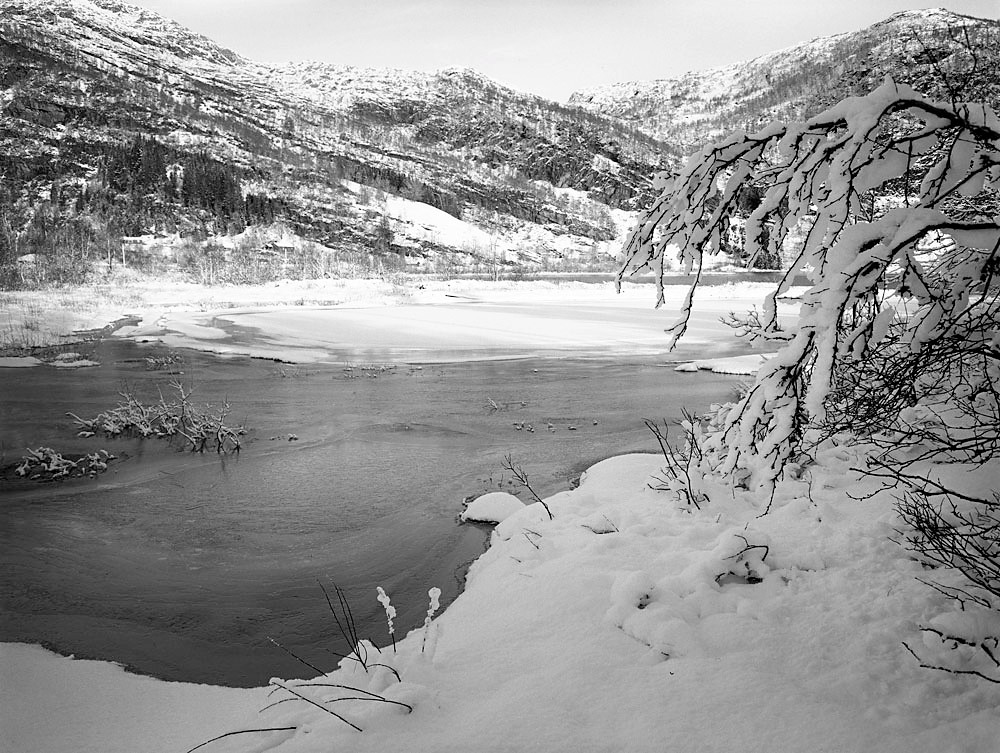 Hamlagrovatnet Lake